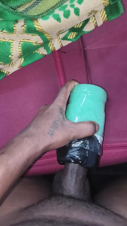 Bhabhi Ki Yaad Mai Takiya Garoto do Quarto Escuro