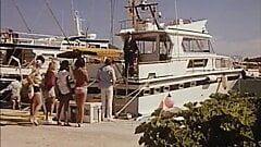 Ship scene uit Vacances a Ibiza (1981) met Marylin Jess