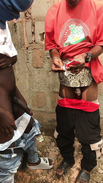 Risky Outdoor Sex These Boys Were Nearly Caught by Security Officers While Film but the Finally Escape From the Police