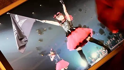 Moa cum tribute