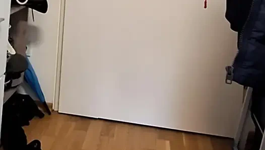 На этот раз я зашла слишком далеко... Муж заплатил, массажист спарился со мной грубо