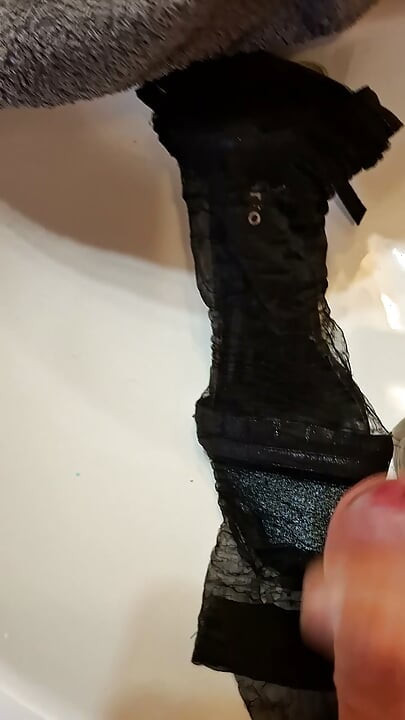 Cum on nylon and shoes