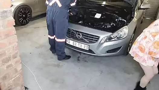 Housewife didnt have enough to fix her car
