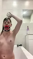 Girl in perfekt play