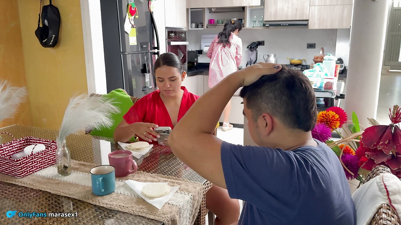 MY STEPDAUGHTER NEGLECTS HER BOYFRIEND SO I DECIDED TO HIM