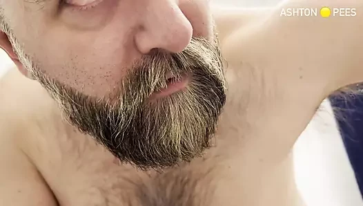 Swiss porn video – Piss 003 - Hairy Bear Pissing in Glass