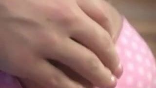 Lisa mit ihren klebrigen Fingern