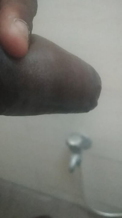 Tamil boy bathroom la Kai adikira Video part 2