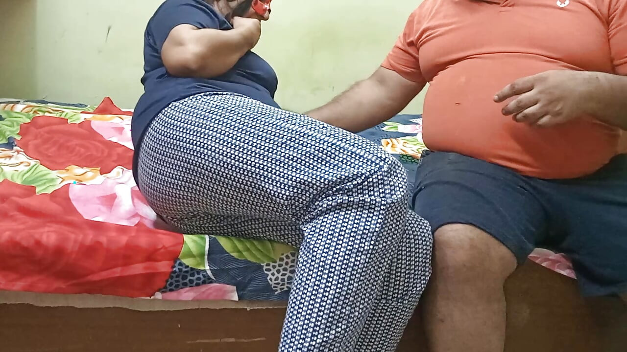 Hot Bengali aunty doggystyle fucking by doctor, when she went to clinic