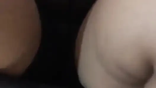 Lankisches mädchen fickt hotelzimmer hart