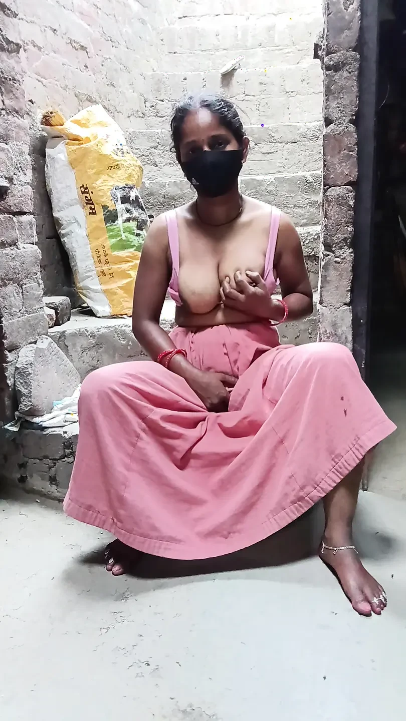 享受你的特殊日子 Shivani Bhabhi