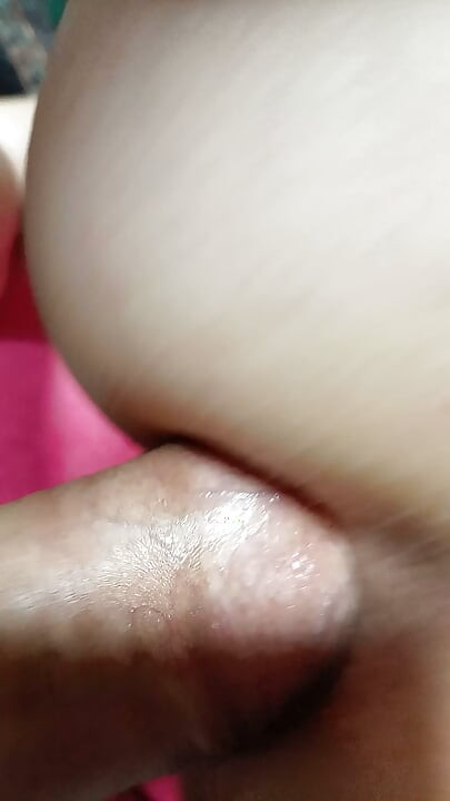 큰 자지와의 첫 애널