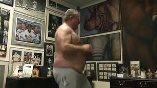 Stu naked working out. No quit in this fat boy.