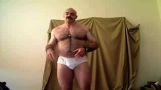 Bigode policial striptease