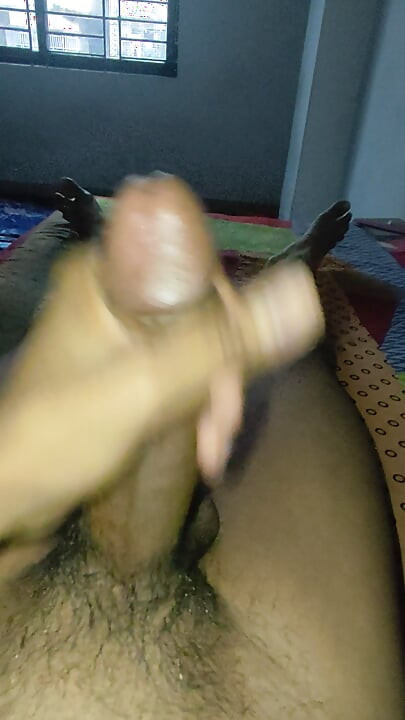 Desi boy masturbation, playing withbig dick.