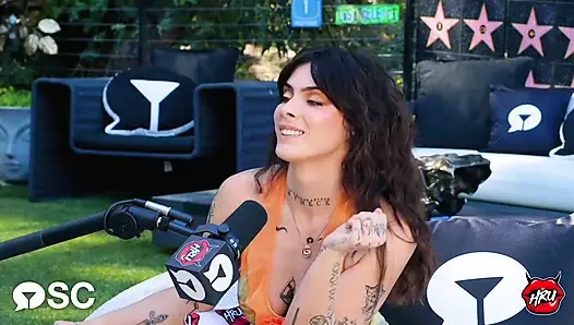 Genna james von ungeschoren zu einem der heißesten Rising Stars von Cam