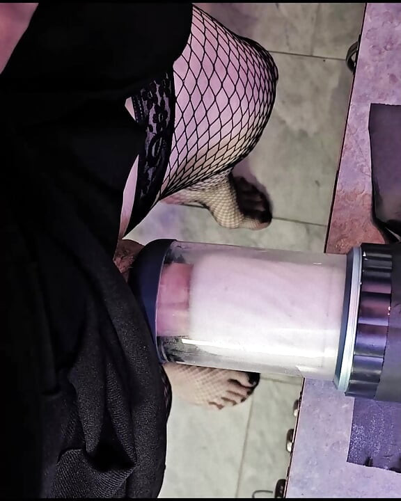 Femboy Milking Machine: Shy femboy with cute feet  gets sucked off by machine, takes it to the bed, then fucks it