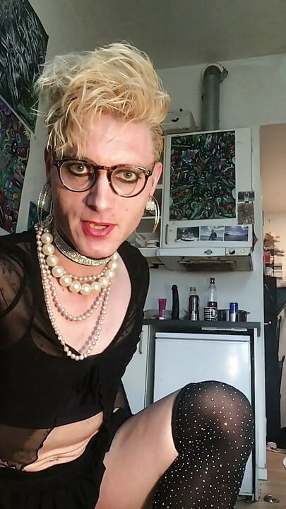 Skinny Sissy Whiteboi Whore Jes Exposed