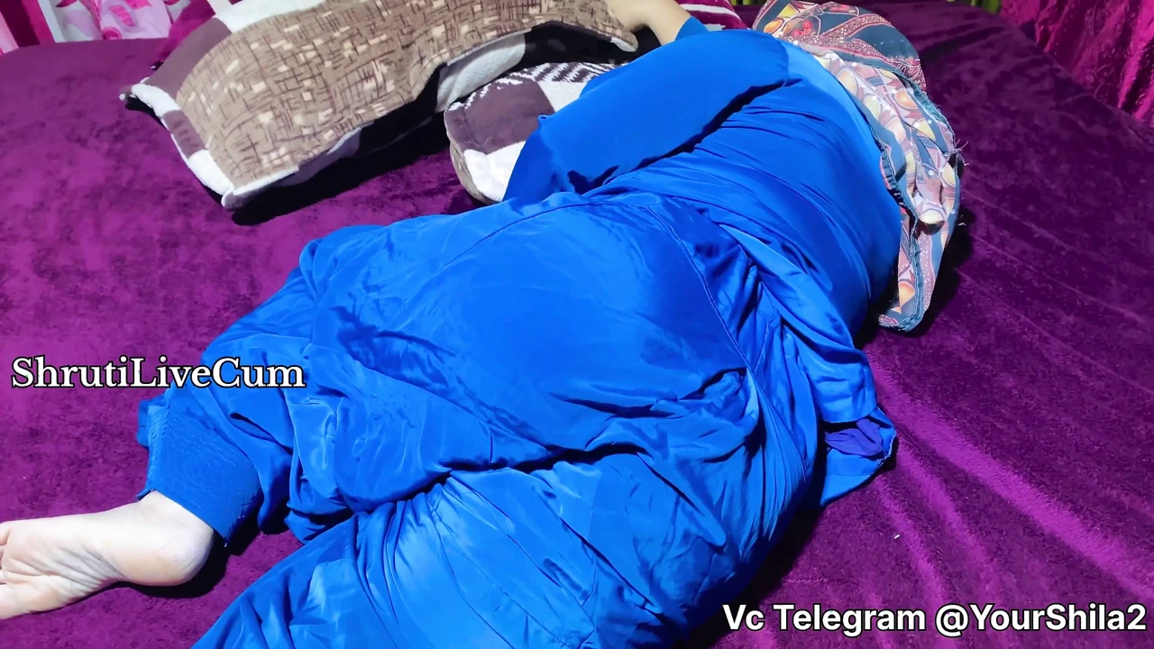 Stepmom Sex with Landlord for Her Mouth Close Shrutilivecum Hindi Audio