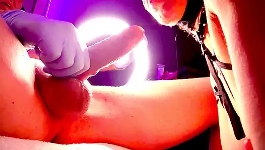 Cewek ini punya pelacur yang super seksi