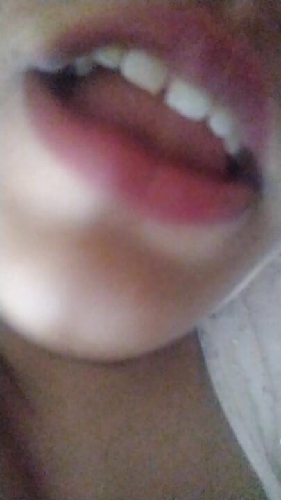 Bhabhiji ki rasile hoth with voice ke ssath