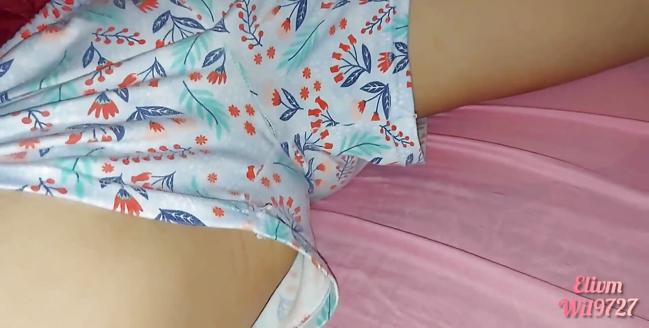 Homemade Video with My Stepsister First Time in Her Bed We Do Things Under the Covers