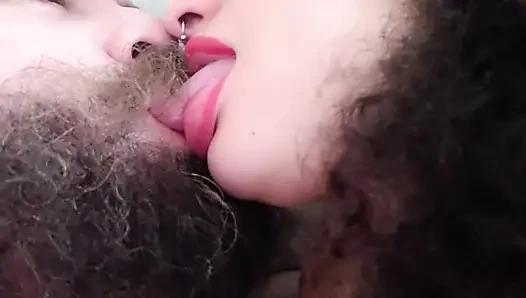 A SEXY LITTLE MOUTH, A NERVE TONGUE WITH A DELICIOUS SWEET KISS