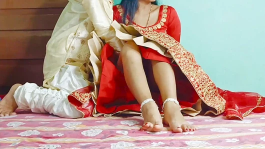Inderin zaara liebt ehe suhagrat desi video