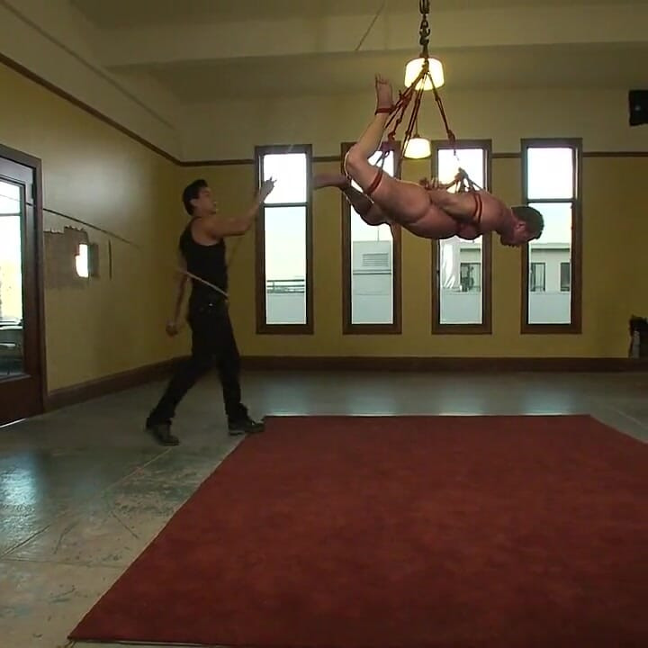 Derek Pain - the Only Competitive Bodybuilder in the World Who Could Handle the One Leg Suspension