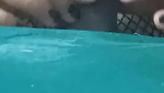 Отсасывающий минет подруги ее любовнику