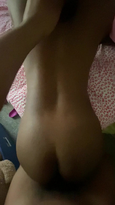 התעוררתי חרמנית