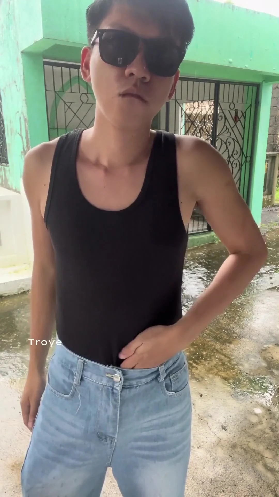Asian Twink in Sando and Jeans