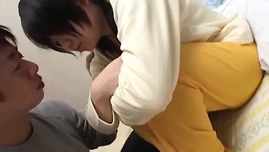 Teen Brunette Gets Passionate Bedroom Facial From Lover
