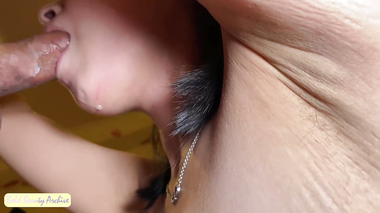 Seeing Armpit Hair for the First Time Her Personal Story Brings Unexpected Surprise