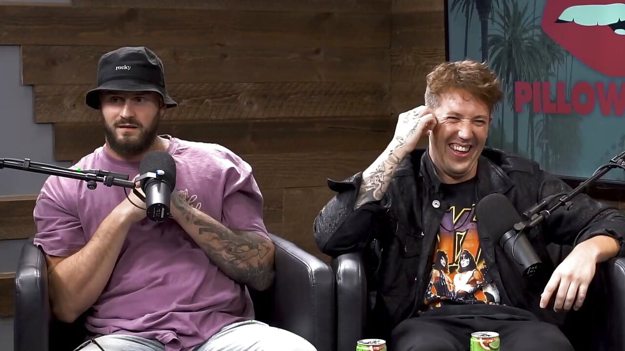 Karmen Karma Sprays Breast Milk in Face (co-hosted by Harry Jowsey)