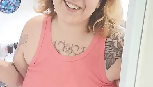 Yeni Komşu Misafirperverliğimin En Iyilerini Hak Ediyor