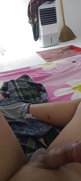 Virgin young dick musturbating until jerk off