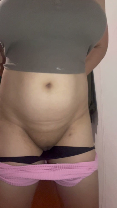 .  Shy Freshman 18yo Makes Naughty Dorm Room Video