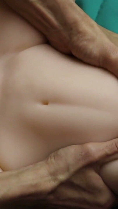 Very passionate quick sex for a birthday with a tight beauty | Clip 1