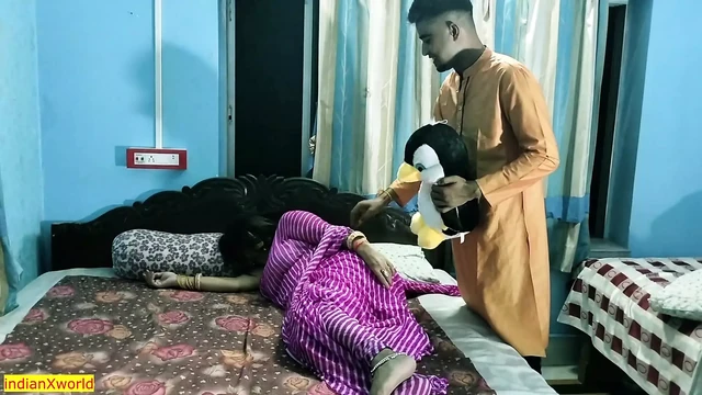 Indian Hot Couple Sex! Bengali Hot Wife Sex!!