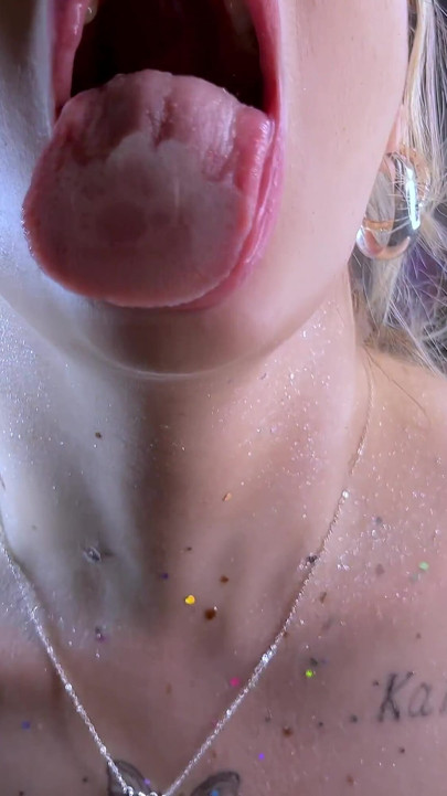 Tongue Fetish 5 Minutes Non-stop Glass Licking Close-up