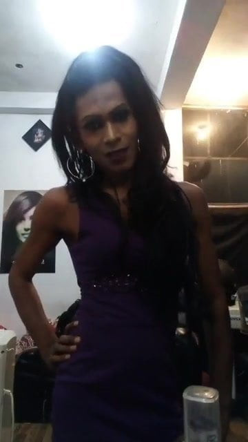 Sri Lankan Crossdresser Yohani Lanka