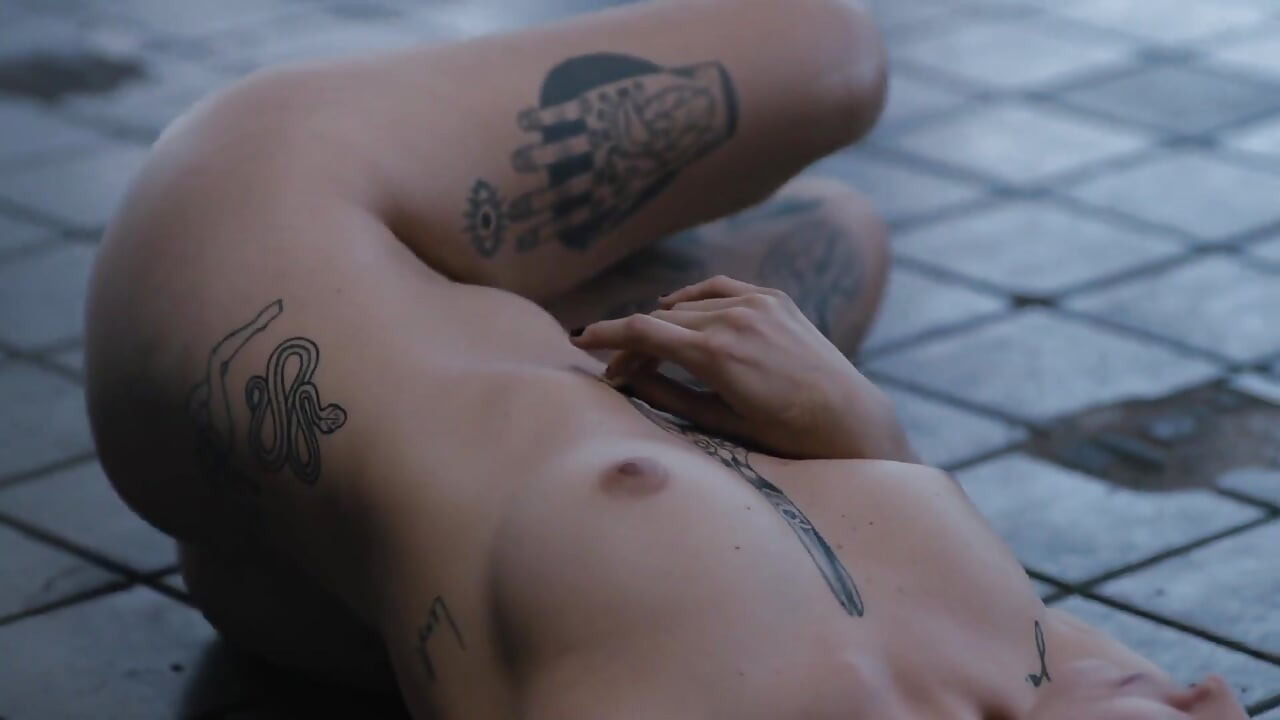 syahi ki lat - Erika Lust