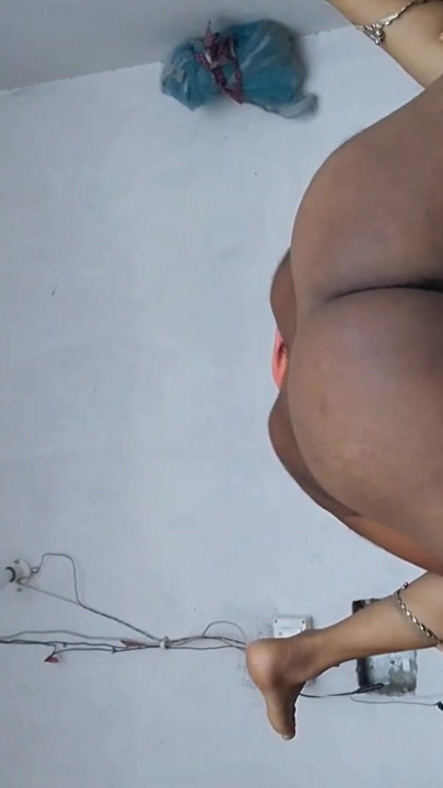Desi bhabhi hard sex with devar and fucking in bedroom with hindi audio | Clip 2