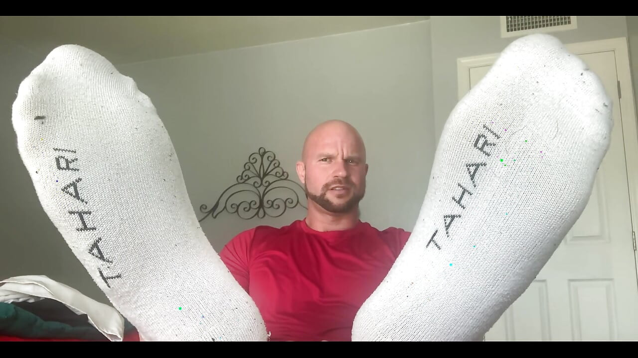 มันแปลกนิดหน่อยขณะที่คุณถอดรองเท้าของฉันออก