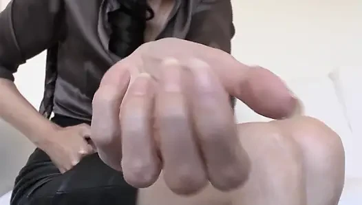 Elegant Hands, Presented by Lady Victoria Valente