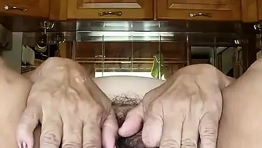 Amcık ve göt deliği yaramaz canlı yayın zamanı