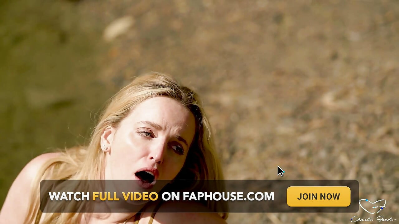 Blue Lagoon Mit Charlie Forde