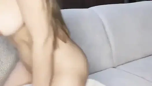 Шпилю подушку с Mianins