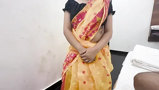 Malkin Ke Bahar Jaate He Nokrani Ne Extra Money Ke Liye Hardcore Sex Kiya